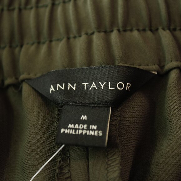 NWT! Ann Taylor Olive Jogger | Everyday Luxe for Errands, Travel & Lounge - Picture 4 of 10
